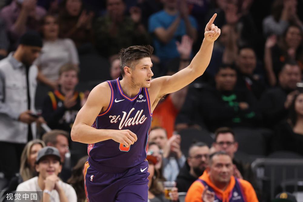 赛前万众瞩 赛前万众瞩