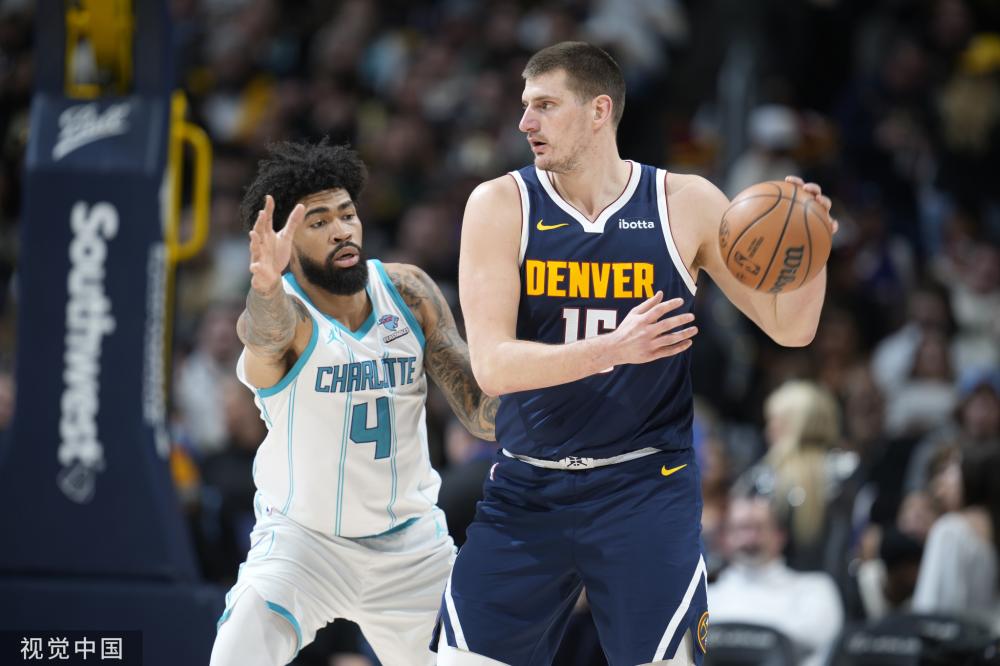 森纳在面对 森纳在面对