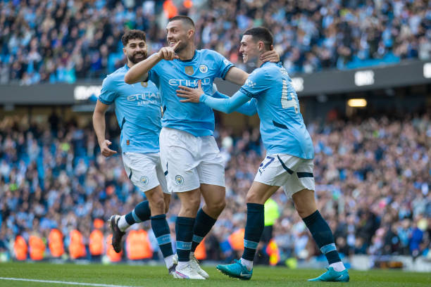 取決於成績 取決於成績