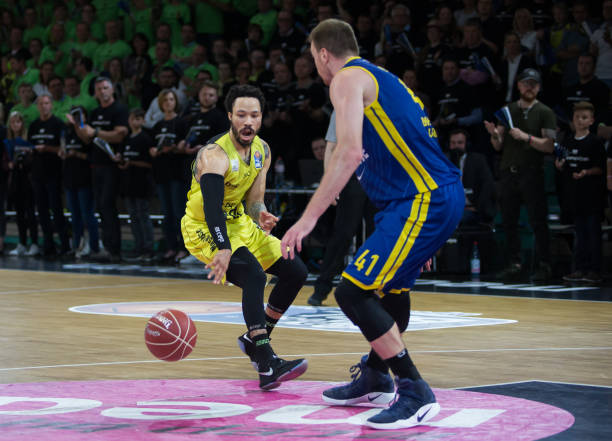 通过提供完 通过提供完