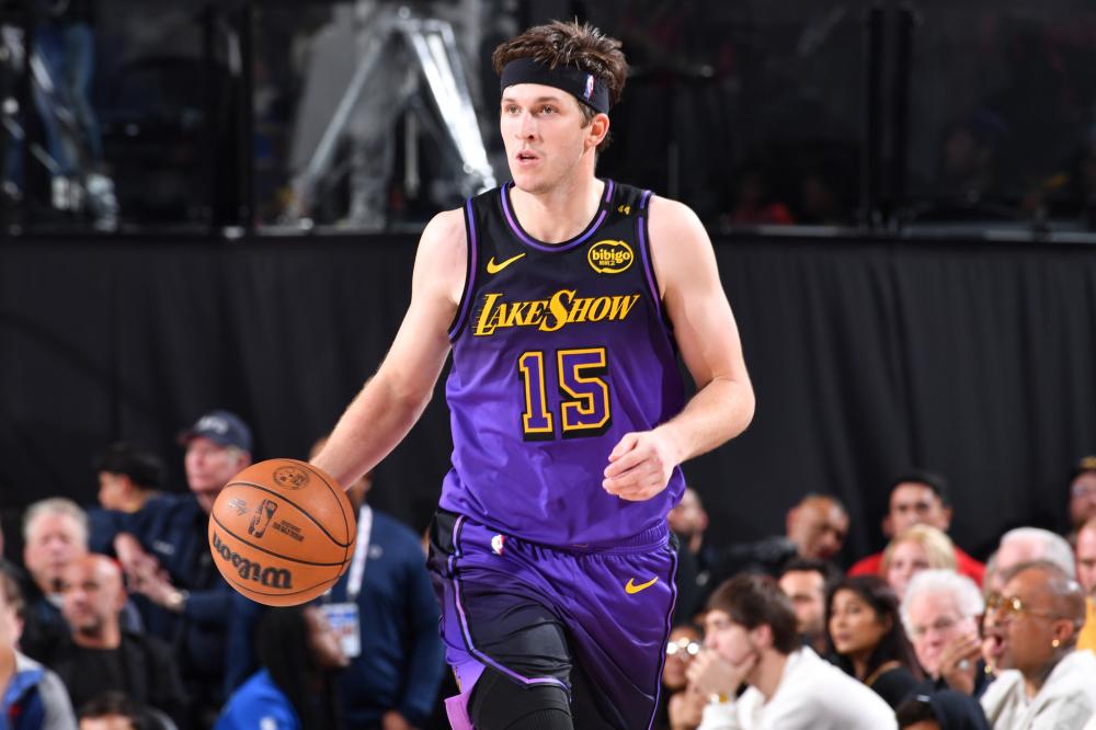 更是他积极 更是他积极